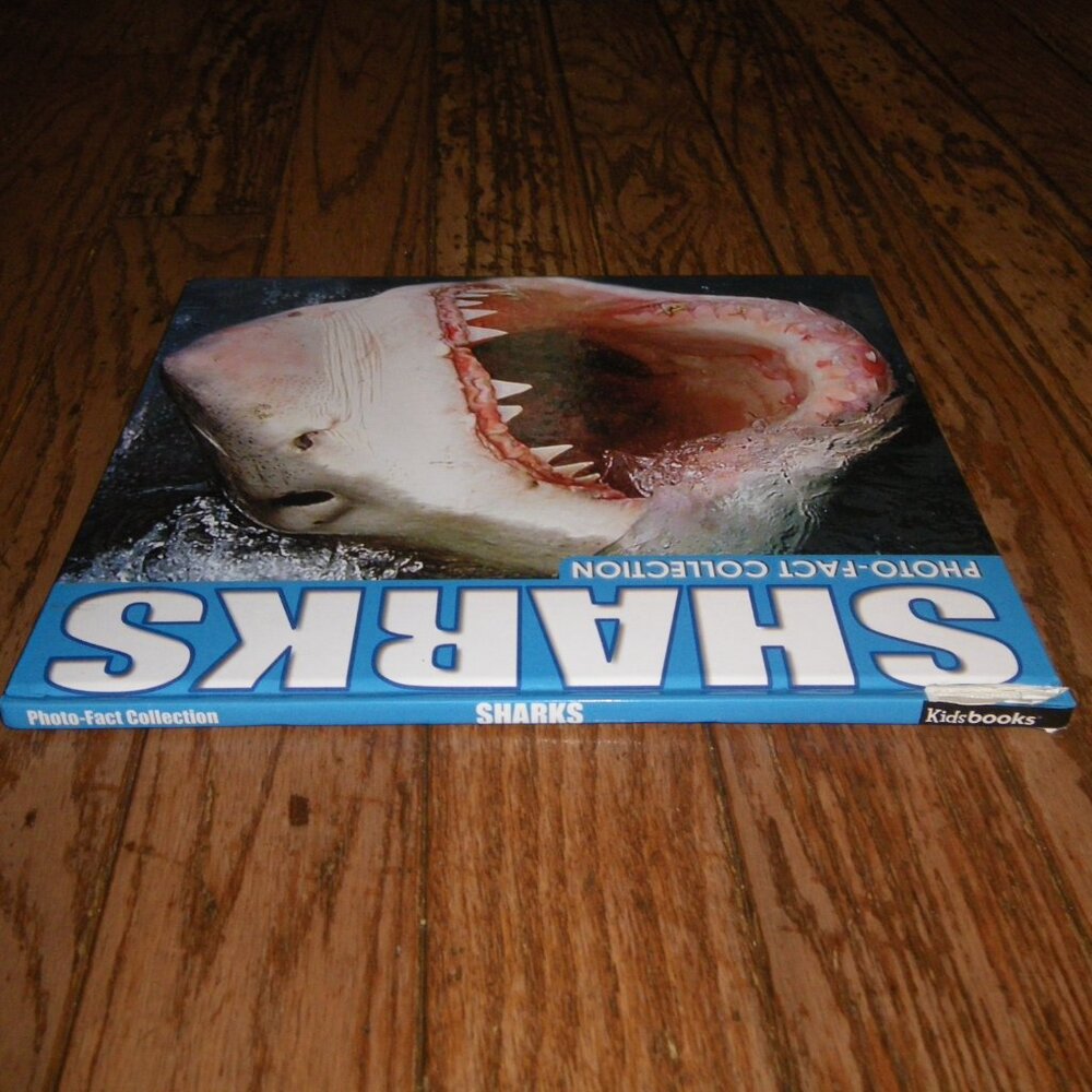 Sharks Photo-Fact Collection Large Hardback Book - Picture 2 of 3